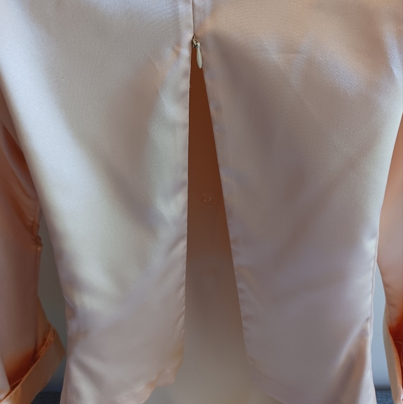 Beautiful Gold Cocktail Blouse - Picture 3 of 8